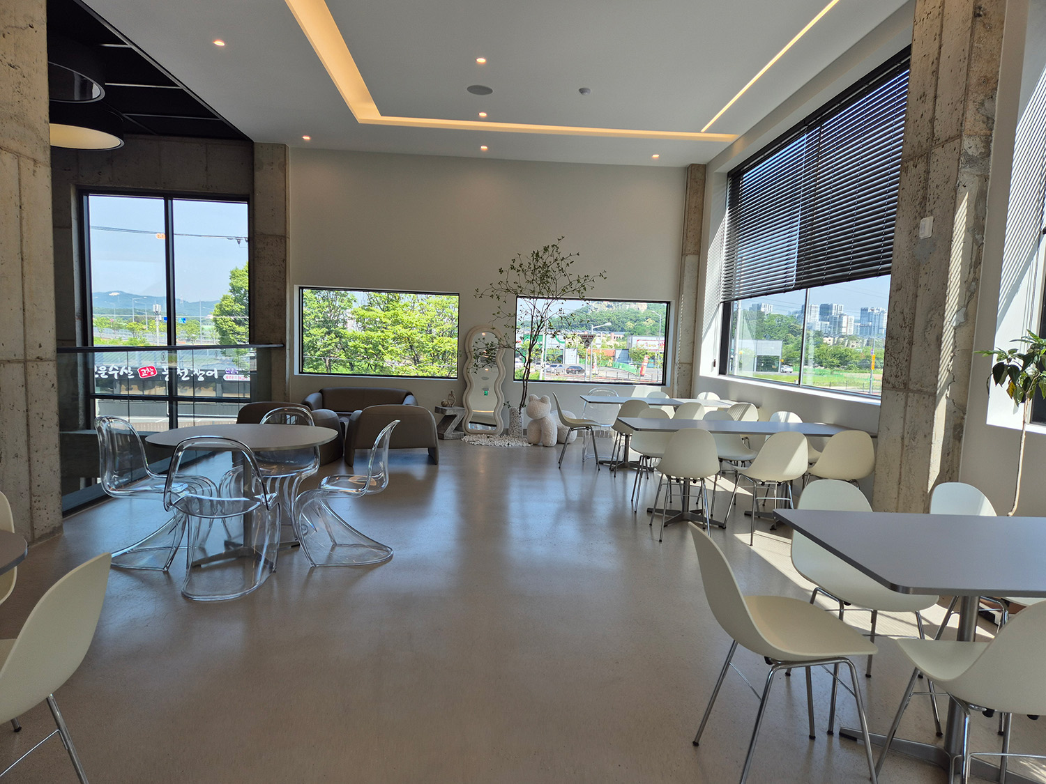 브런치&베이커리카페 <피쿼즈>