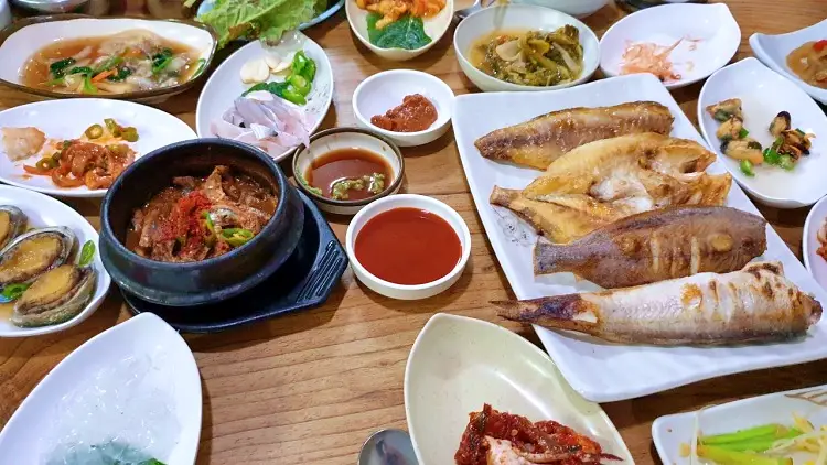 생방송오늘저녁 사천 삼천포 생선 구이 정식 20첩 반찬 나오는 백반 맛집 추천