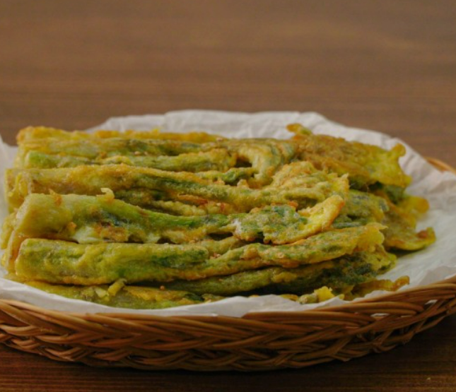 3월에 먹으면 좋은 제철 음식의 종류 Top 10 (봄철 음식) 두릅 냉이 쭈꾸미 취나물 씀바귀 바지락 달래 소라 부추 쑥