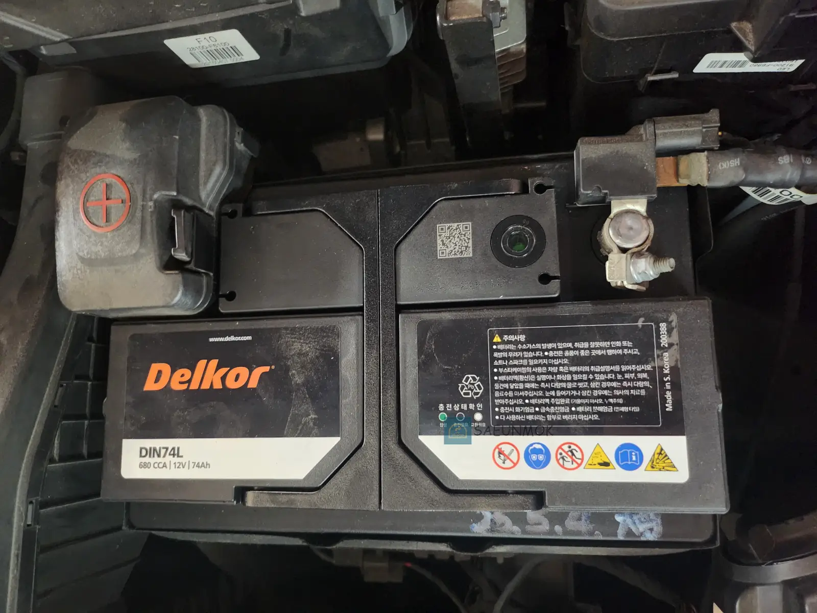 삼성화재-배터리-교체-서비스-델코-DIN-74L-제품-장착