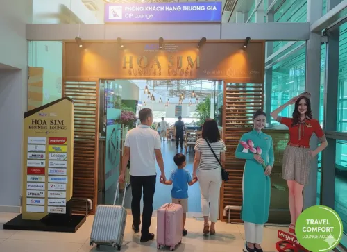 Phu Quoc Airport departure lounge-PQC cafe area-푸꾸옥 공항 면세점