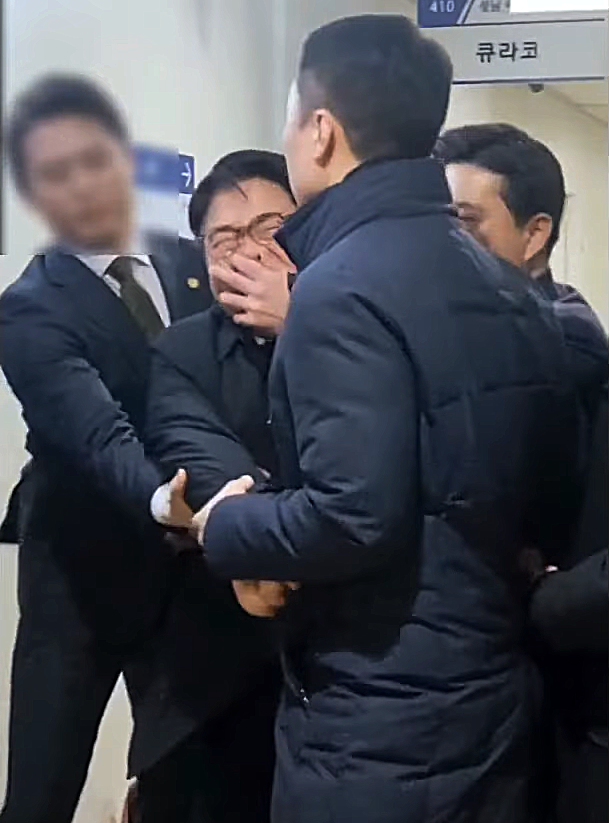 대한의사협회 임현택 신임 회장 선출, 윤석열 정부와 강대강 대치 상황에서 투쟁 동력 끌어올린다 대한의사협회 임현택 신임 회장 선출, 윤석열 정부와 강대강 대치 상황에서 투쟁 동력 끌어올린다