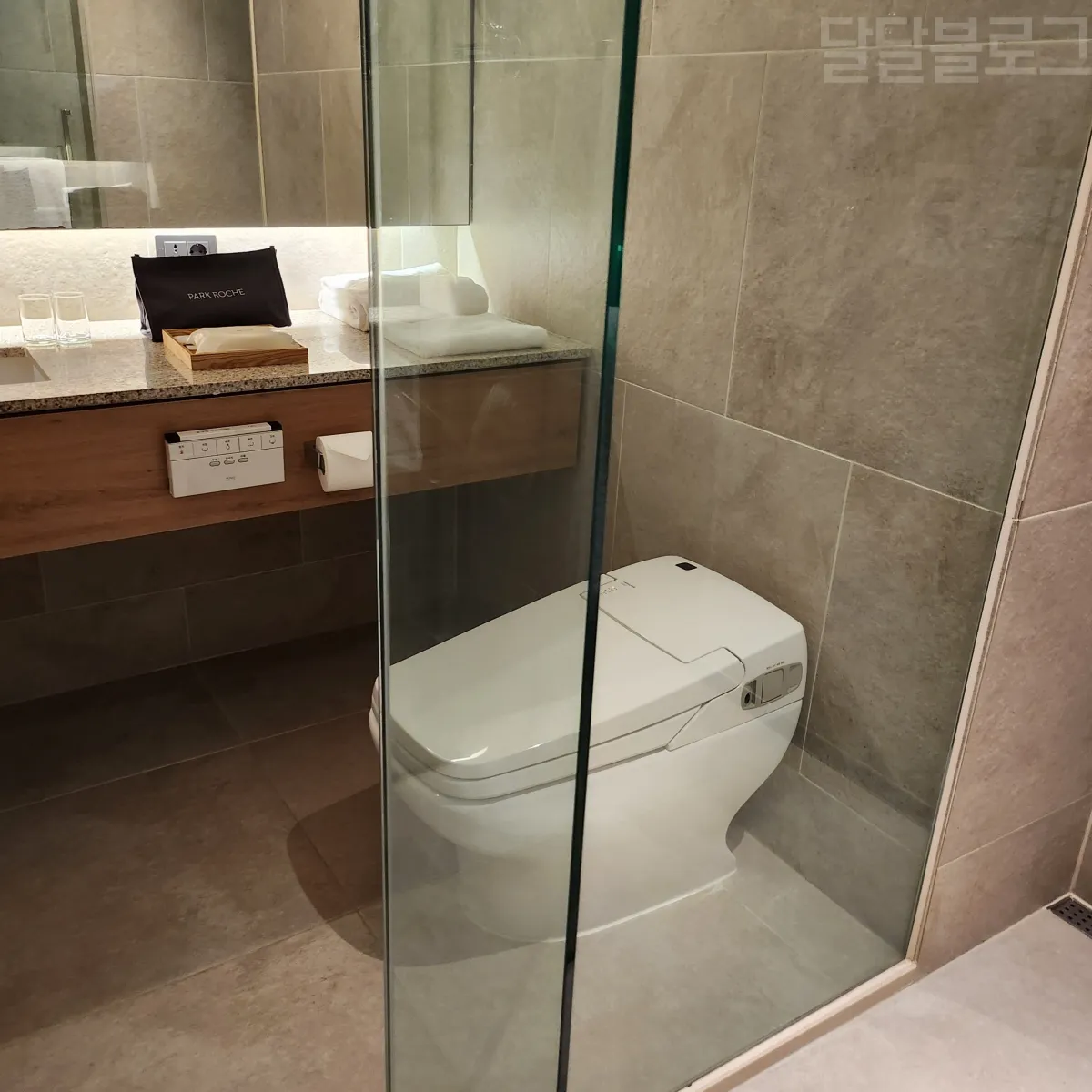 정선-파크로쉬-욕실내부