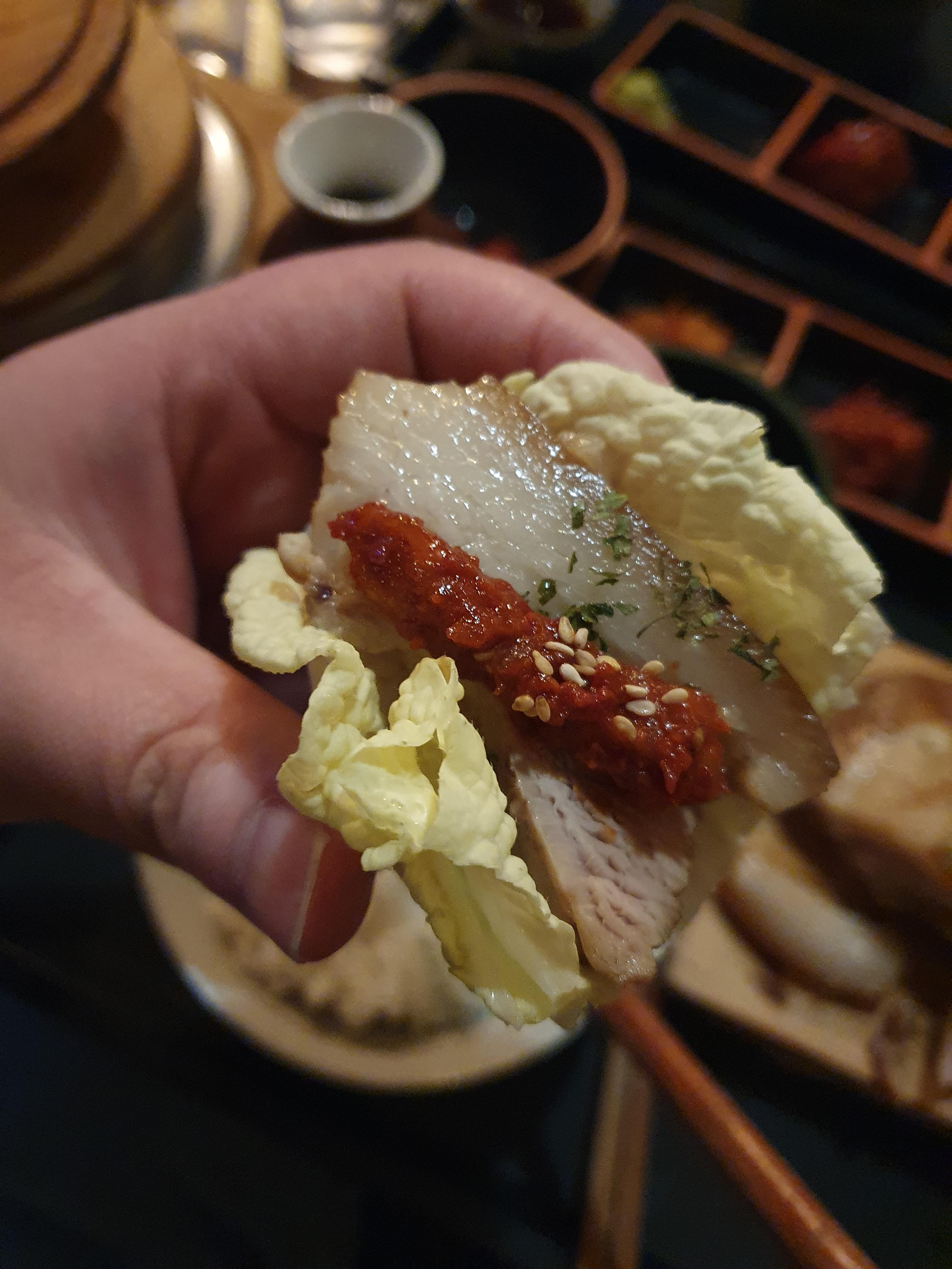 돔베고기 넘나 맛있다. 특히 저 무말랭이 무침과 같이 먹으면 더 환상적임!