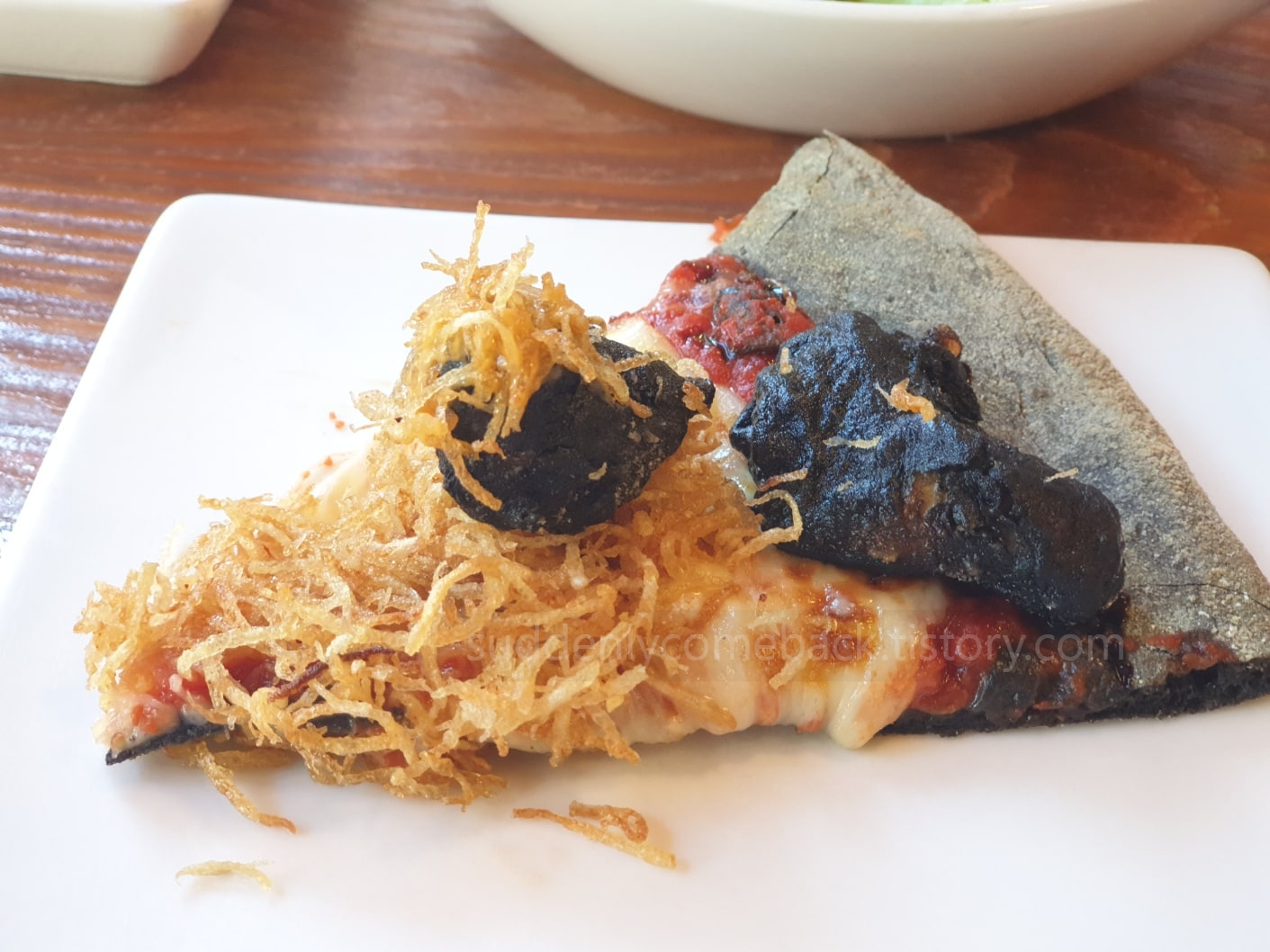 현무암-감자-피자