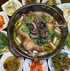 오리능이백숙