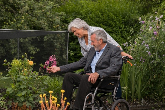 실버타운! 유형/선택 시 고려사항/복지시설과의 차이/비용