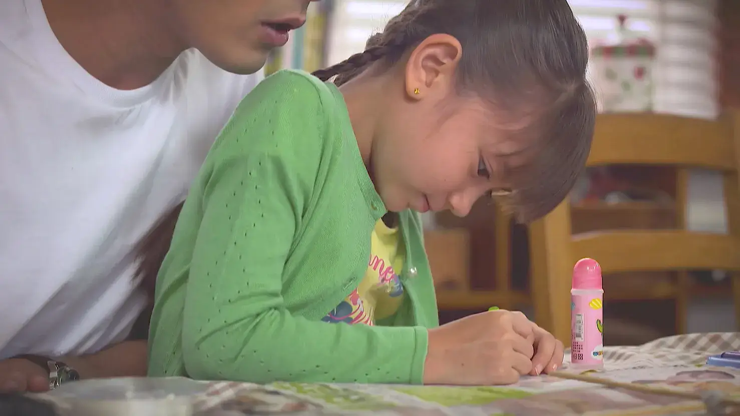 용감설출아애니