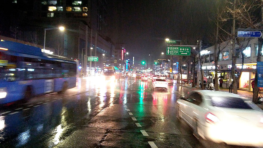 새벽비 오는 거리