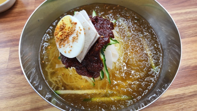 제209회 놀라운토요일 놀토 경주 성동시장 물밀면, 비빔밀면, 밀면 하석진 옥택연 추천 맛집 소개