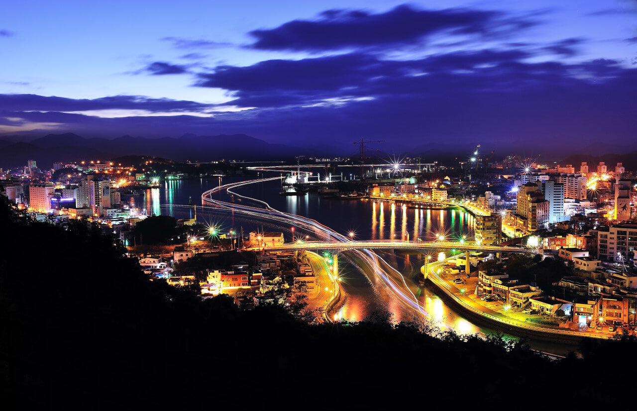 생생정보 믿고 떠나는 스타의 고장 배우 이동준과 함께한 통영 여행&#44; 만지도 연대도 배편&#44; 정숙이네 한상&#44; 통영 해상택시&#44; 향수공방 루미노소&#44;동피랑와팡