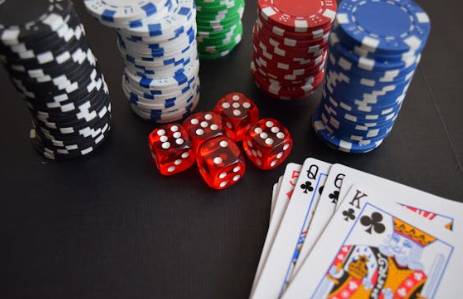 도박하는 꿈, 무슨 의미일까? 꿈해몽 전문 해석!