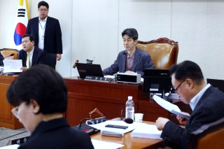 노동절 법정 공휴일 근로자의 날 학교 은행 공무원 휴무 시행 여부