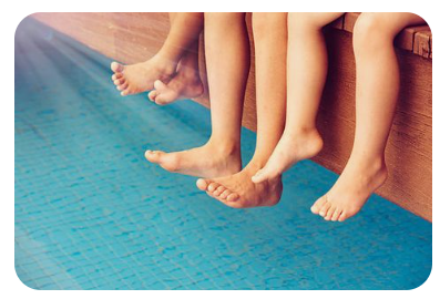 수영장-감염주의