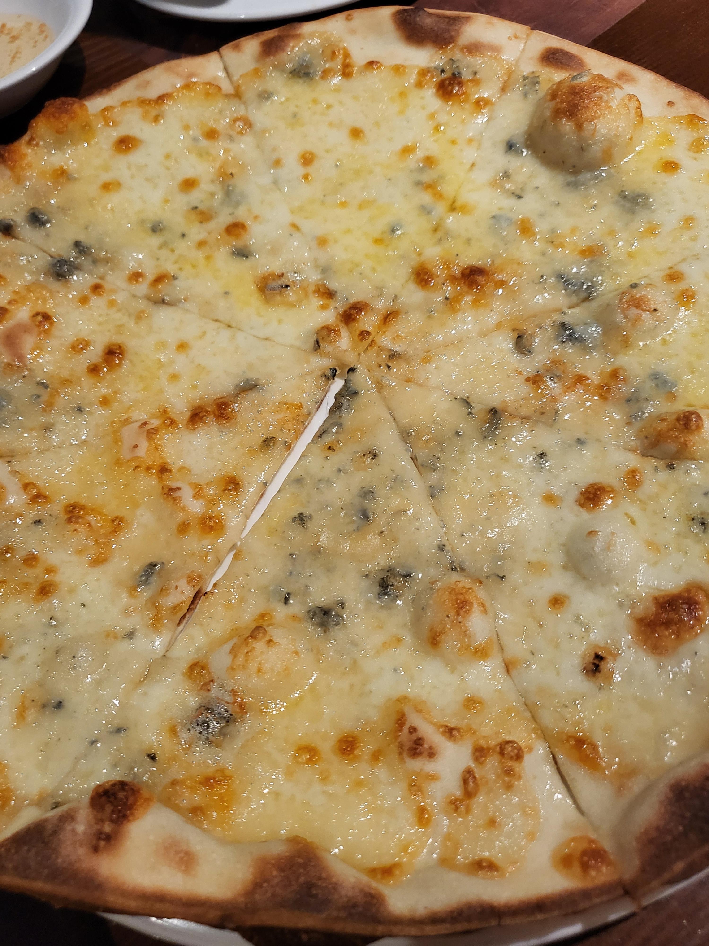 고르곤졸라 피자