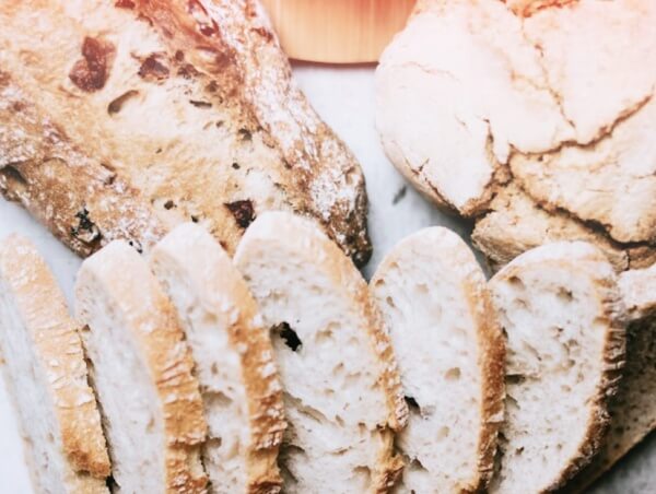 먹기좋게-잘라진-빵