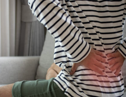 허리통증 원인 완화운동 치료방법 주사 등 총정리