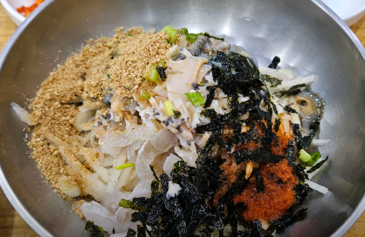 참가자미 비빔회