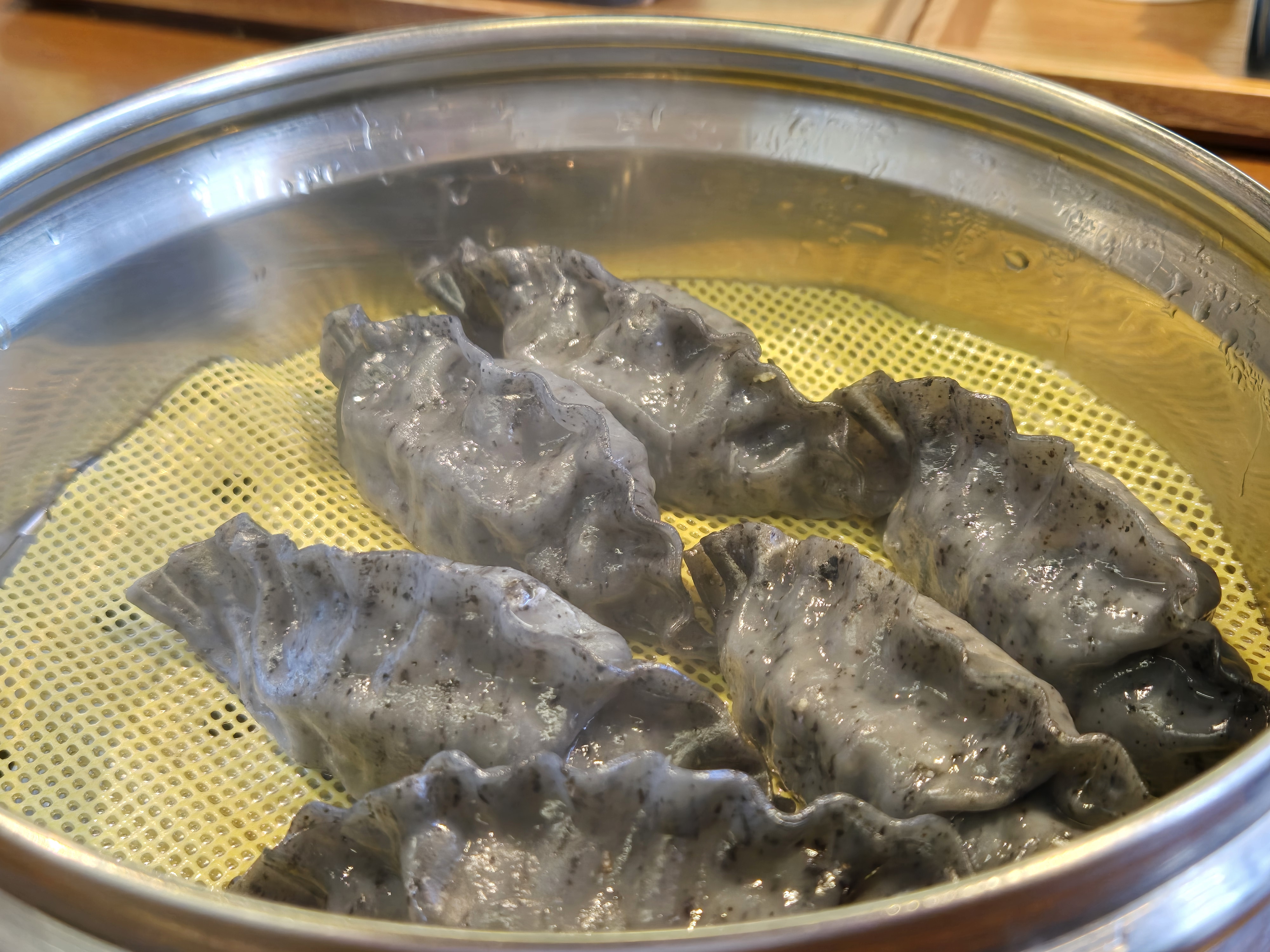 대구 동구 혁신도시 탕반옥 흑돼지 만두