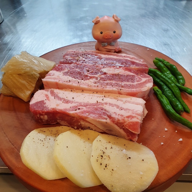 경기도 이천에서 맛보는 최고의 맛! 국내 유일 명품 삼겹살 맛집 추천 생방송투데이 리얼맛집 오늘방송 맛의 승부사