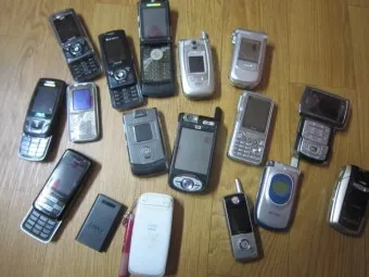 구형 휴대폰 모토로라 킥슬라이드폰 Z8M 완벽 복고 가이드_9