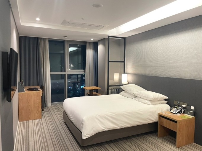 Northharbor Hotel room