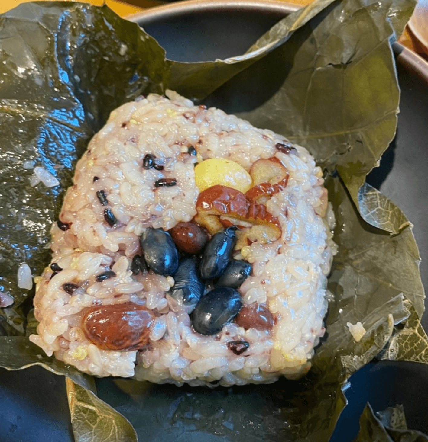 식객-허영만의-백반기행-신촌-밥상-연잎-정식-맛집-연잎밥