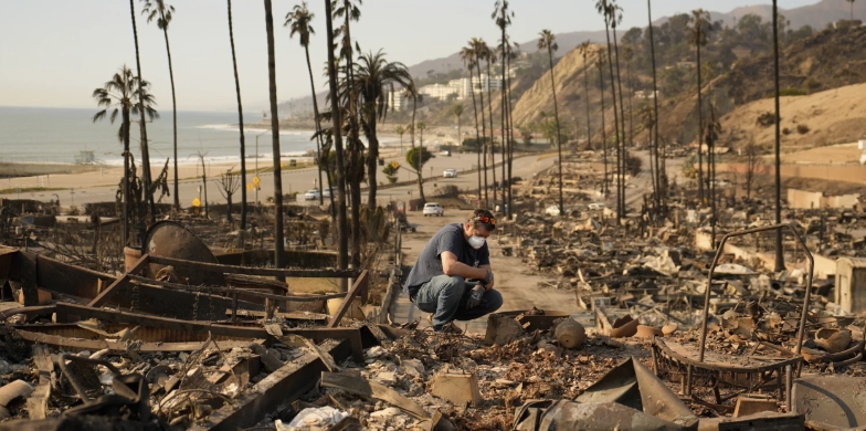 LA 산불 원인 산불지역 지도 위치 진화현황 산불 피해액 -출처: AP 뉴스-
