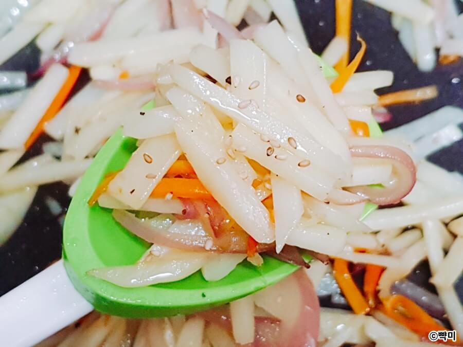 감자볶음-부서지지-않는-감자채볶음-만들기