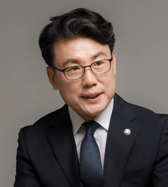 진성준 국회의원 프로필 나이 고향 학력 재산 페이스북