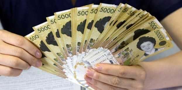 소상공인 부담경감 크레딧KR 50만 원 신청 방법 포스팅 관련 돈 이미지