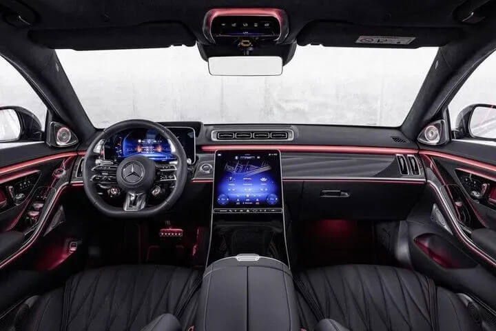 AMG S63E 실내