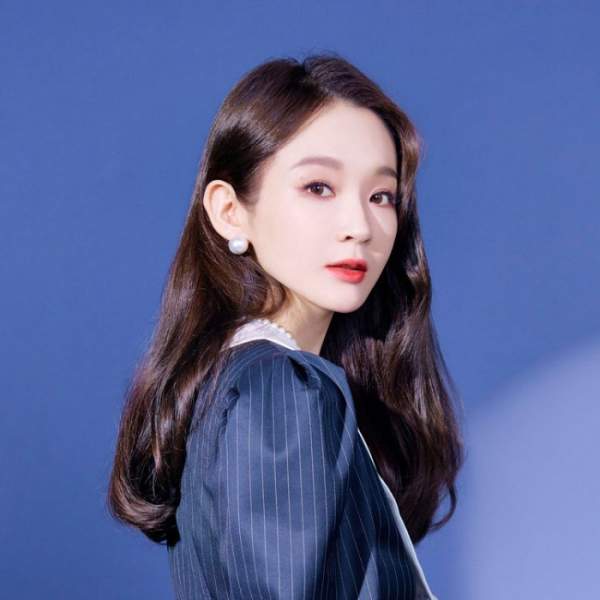 강민경 프로필