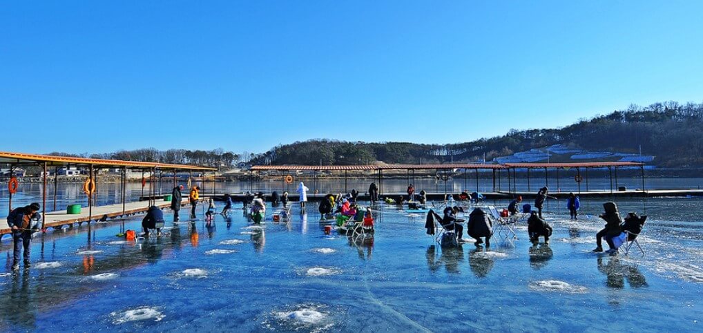 강화 양오낚시터 빙어축제 기본정보&#44; 양오낚시터는 공기도 맑고 경치도 좋고 가족들과 함께 휴양을 즐길 수 있는 낚시터입니다.