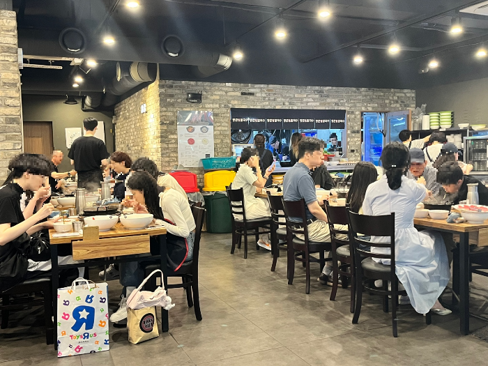 등촌칼국수 내부 모습