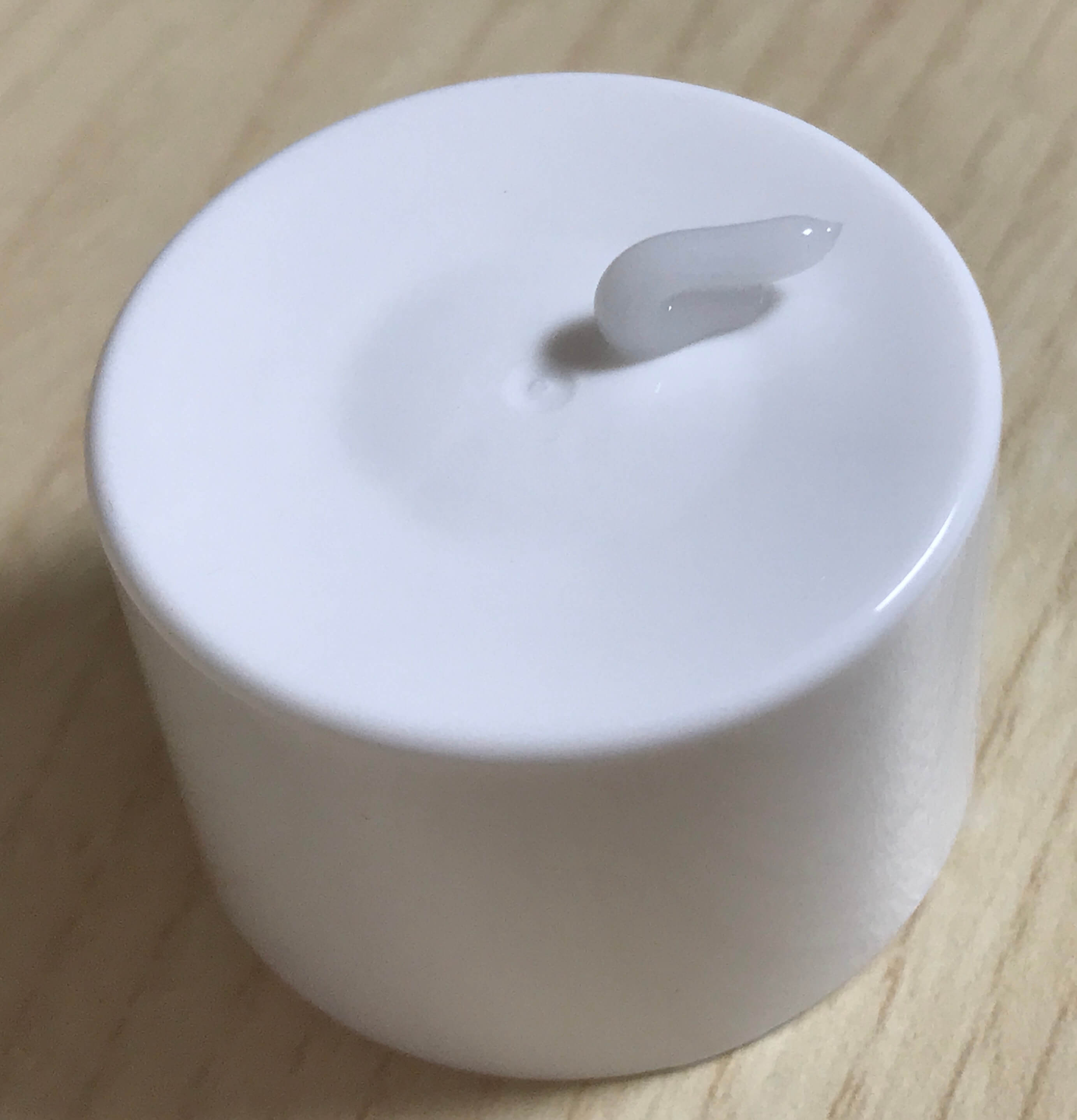 이니스프리 비자 시카밤 투명도, 질감