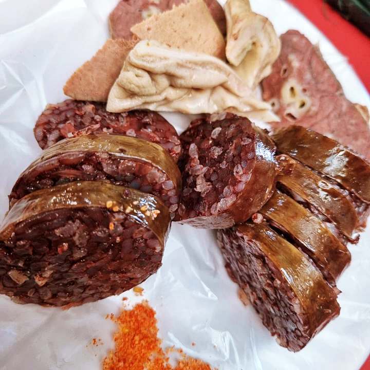 생방송오늘저녁 3시50분 순대 두툼하고 부드러운 할머니 표 순대 종로 광장시장 맛집 추천