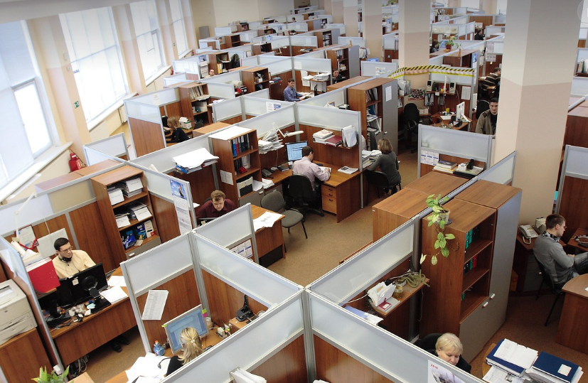 대기업과 중소기업 육아휴직 관련 사진