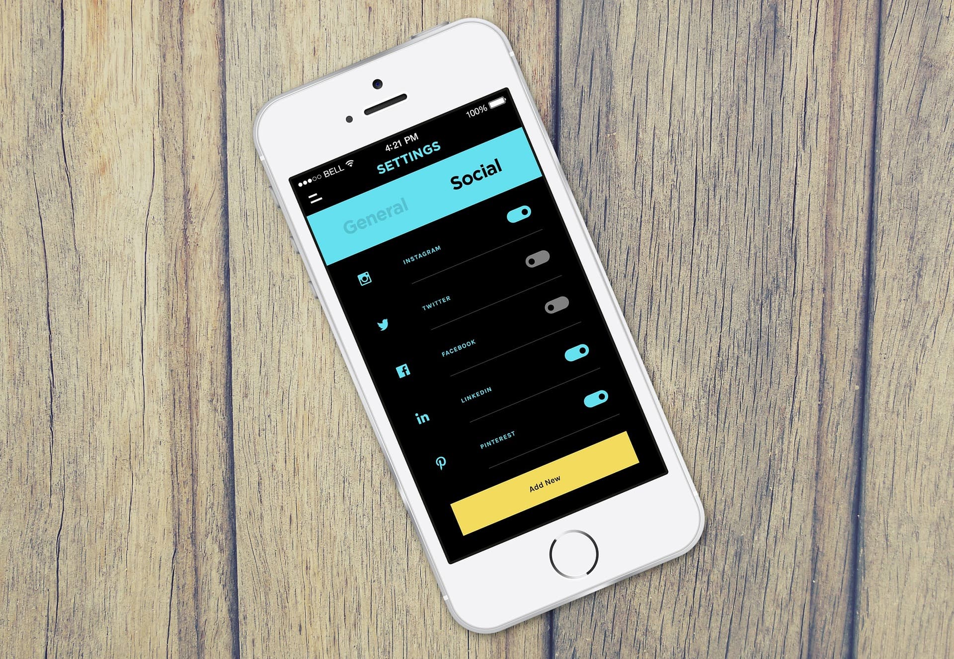 스마트폰 배터리 관리 설정이 하루 컨디션에 미치는 영향