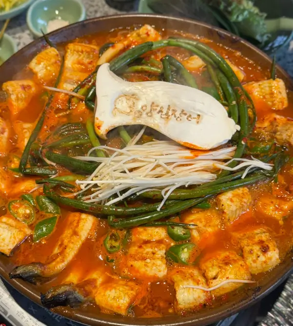  KBS2 생생정보 장사의 신 더위를 이기는 파김치장어전골 동탄 장어단지