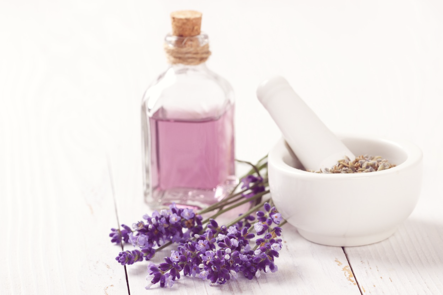 향기 디자이너(조향사) – 기억을 향으로 만드는 사람들