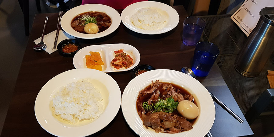 소년 아저씨 족발