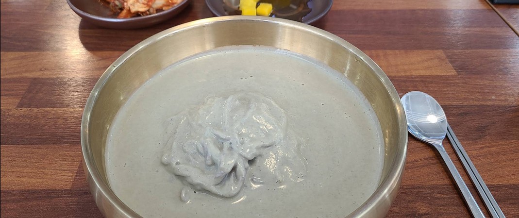 진한 서리태 콩국수, 광주 현지인은 왜 이 집만 찾을까?