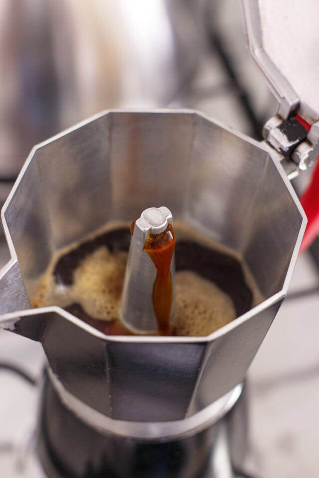 모카포트와 커피 관련 사진