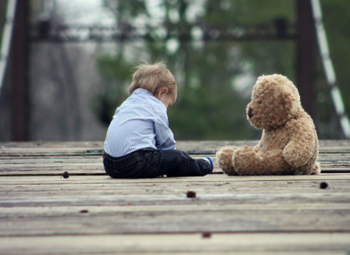 아이의 공격성과 짜증에 대한 발달 신호