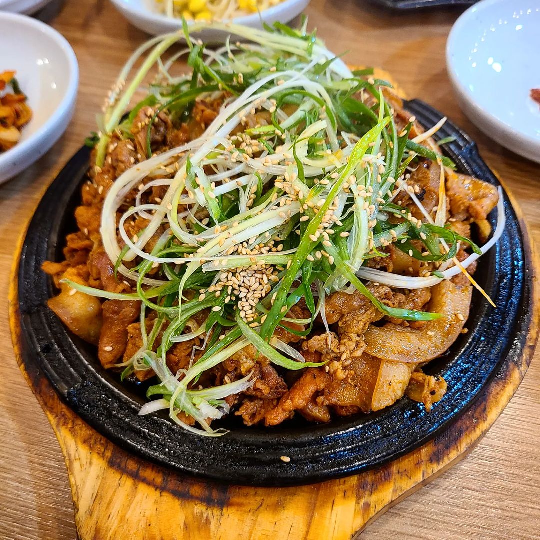 토요일은 밥이좋아 군포 수리산 고추장 숯불구이 맛집 불향 파향 풍미 MAX & 고소한 콩탕 현지인 추천 토밥 좋아 방송정보