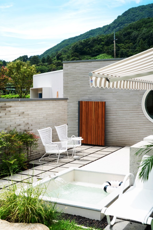 벚꽃뷰스테이하동