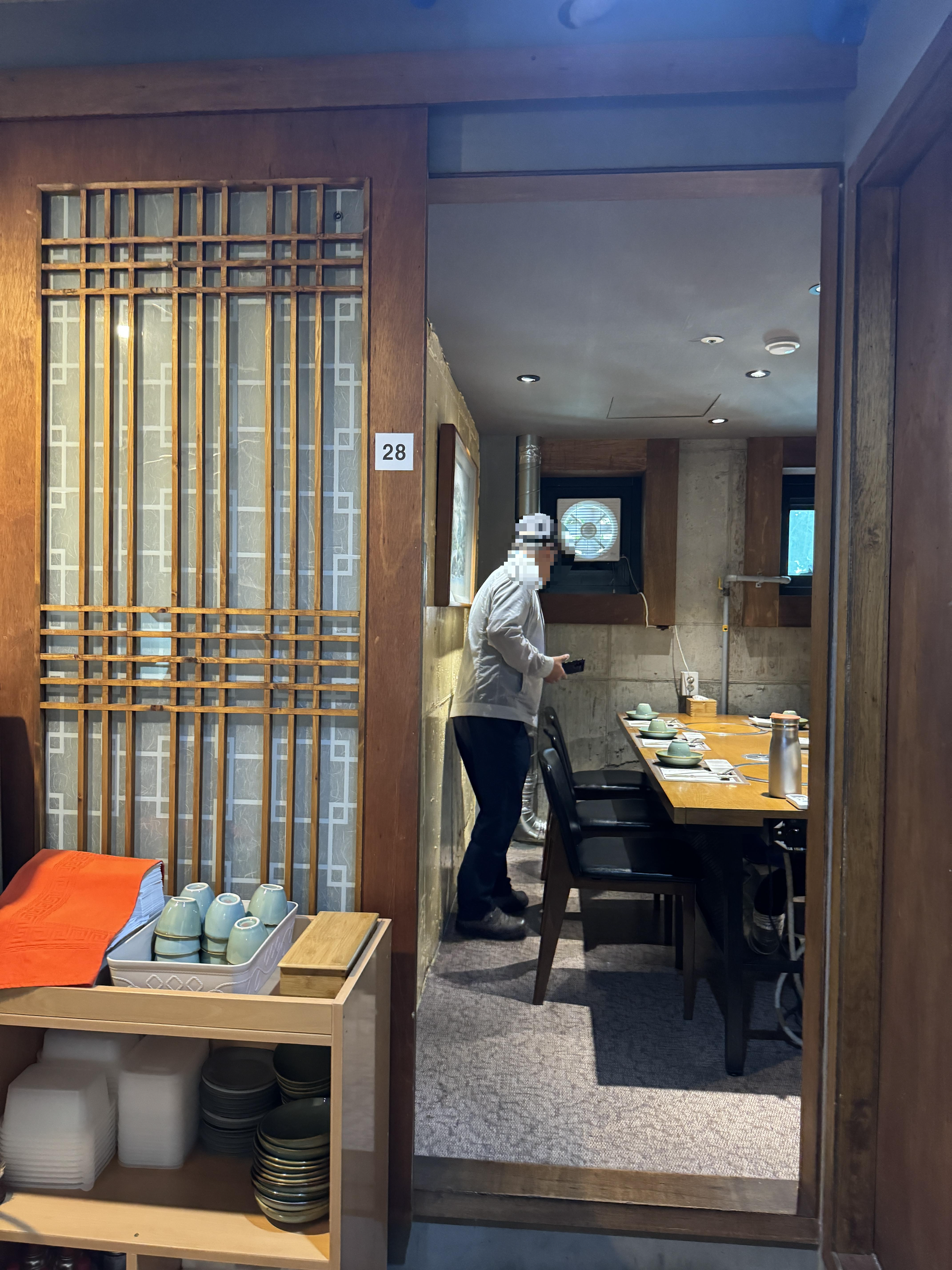 강변-구의-청담-한정식-28번-6인룸