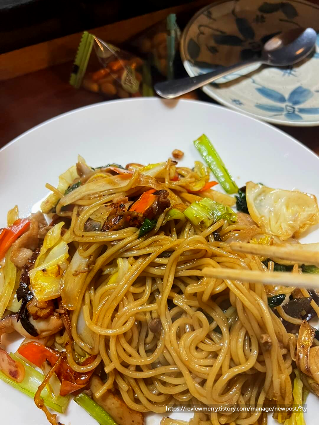 야끼소바 섞은 사진