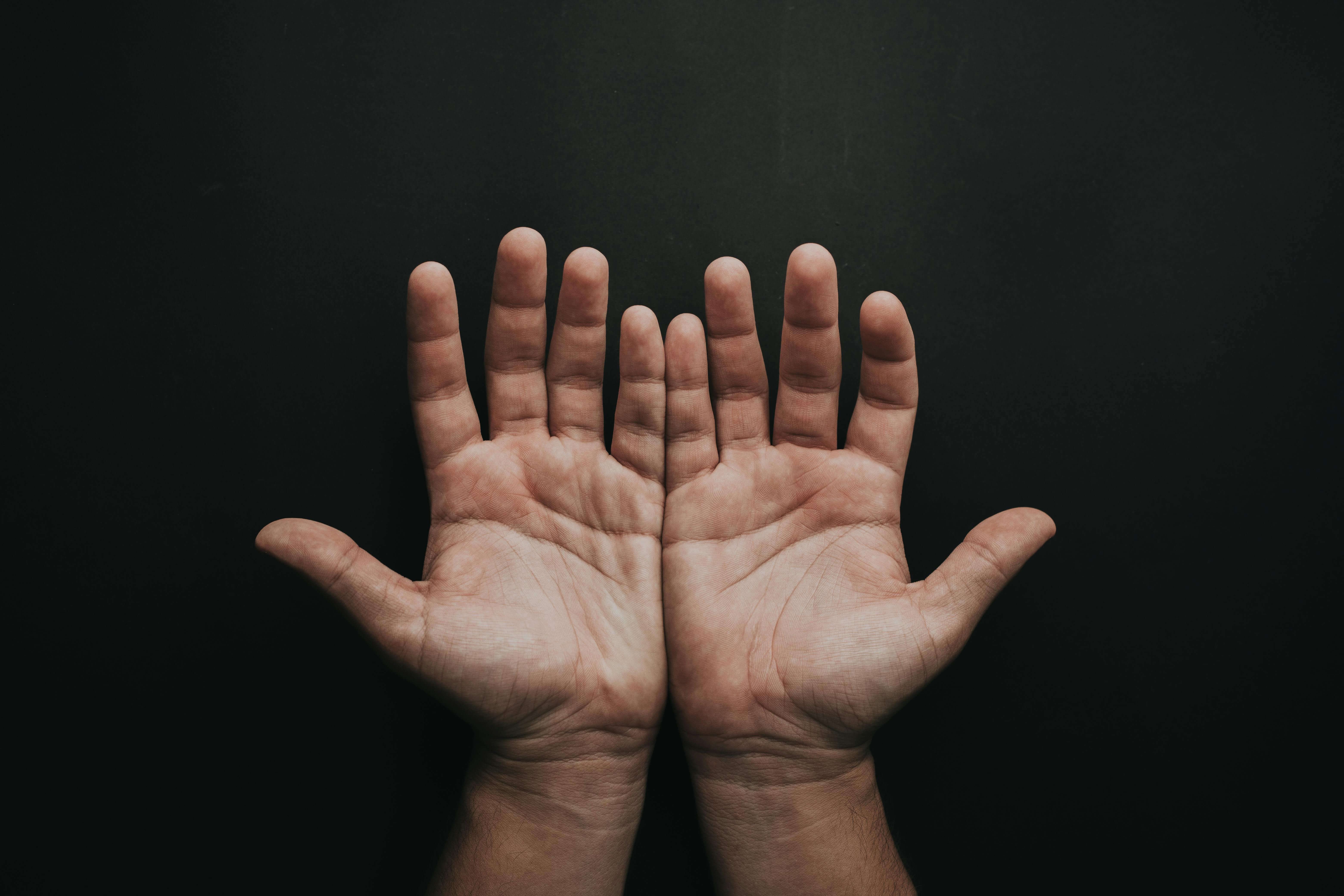 손발저림의-좋은음식-항암후-증상과-당뇨병의-관련된-손과발의-저림의-증상과-원인에-대해서